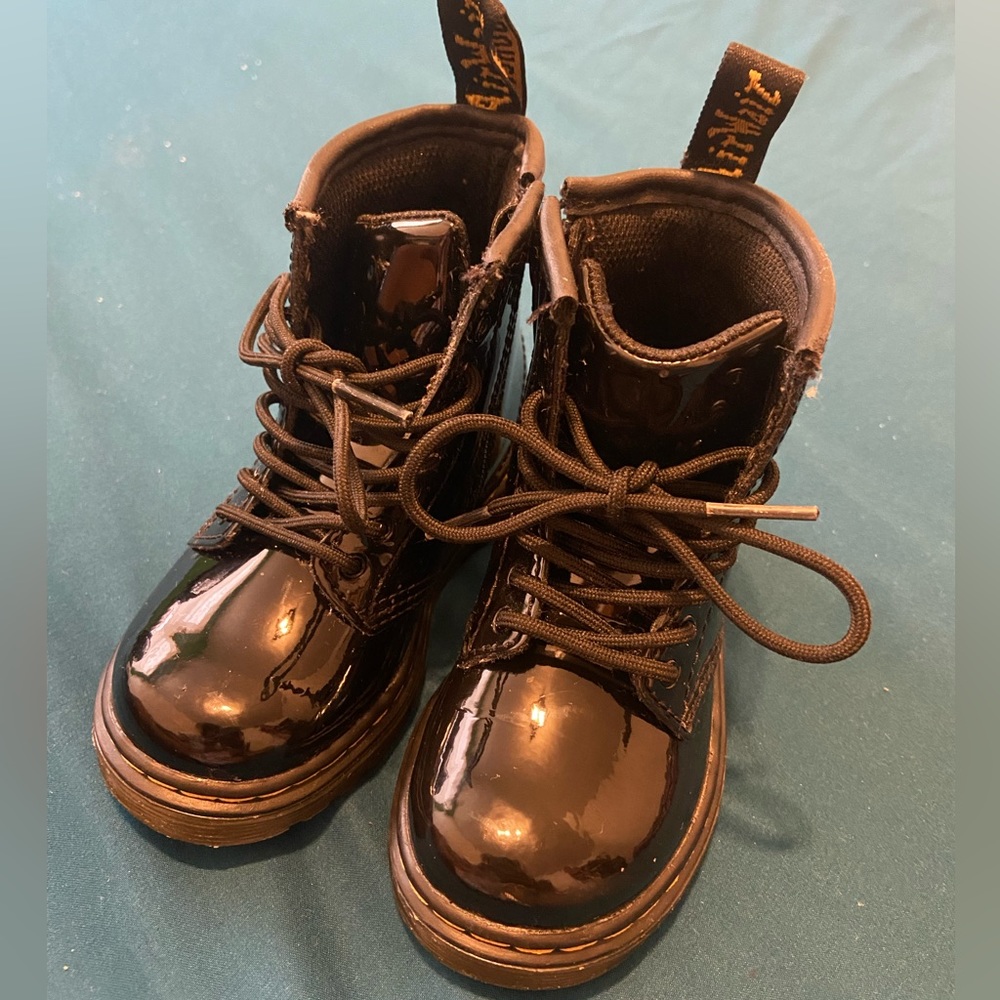 toddler dr marten boots